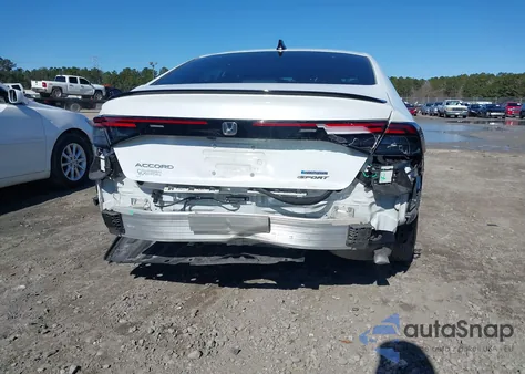 2024 Honda Accord Hybrid Sport z USA, uszkodzony, nr VIN 1HGCY2F55RA067092